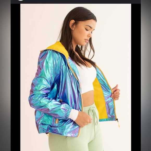 26 International Holographic Lightweight Jacket XL - Picture 1 of 10